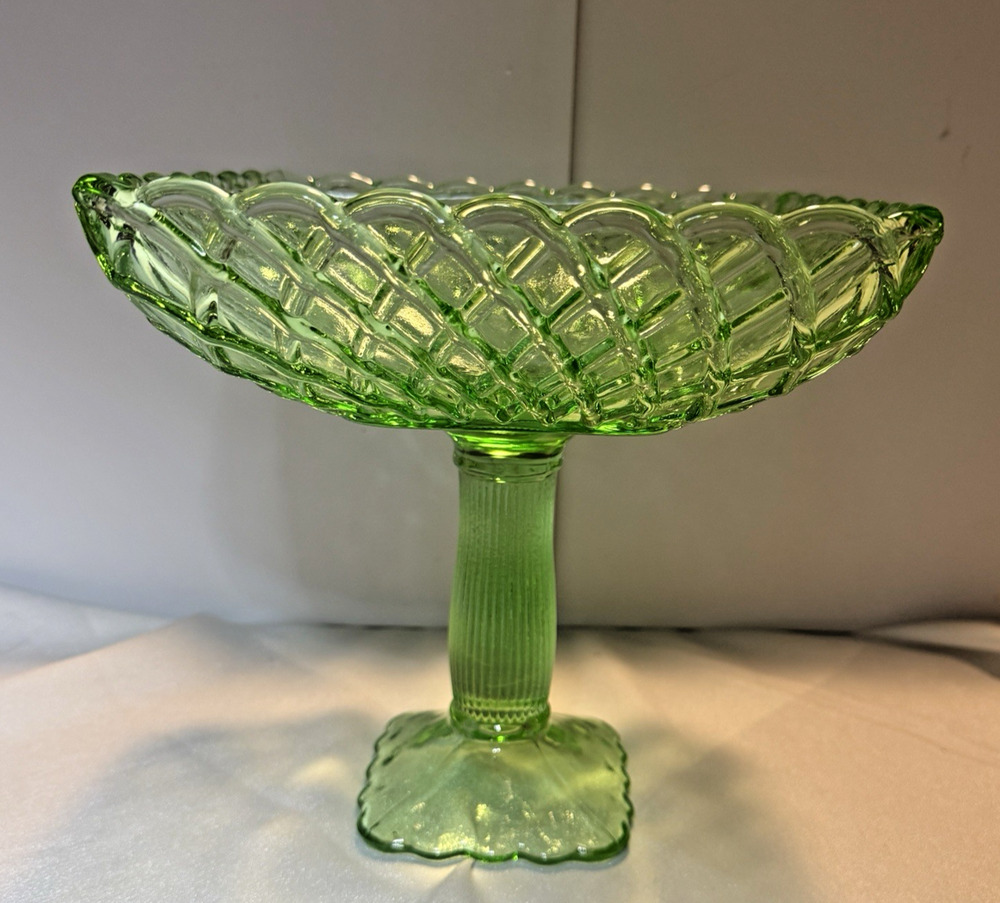 Vintage LE Smith Spring Trellis Green Glass Square Pedestal Compote Bowl 8.5